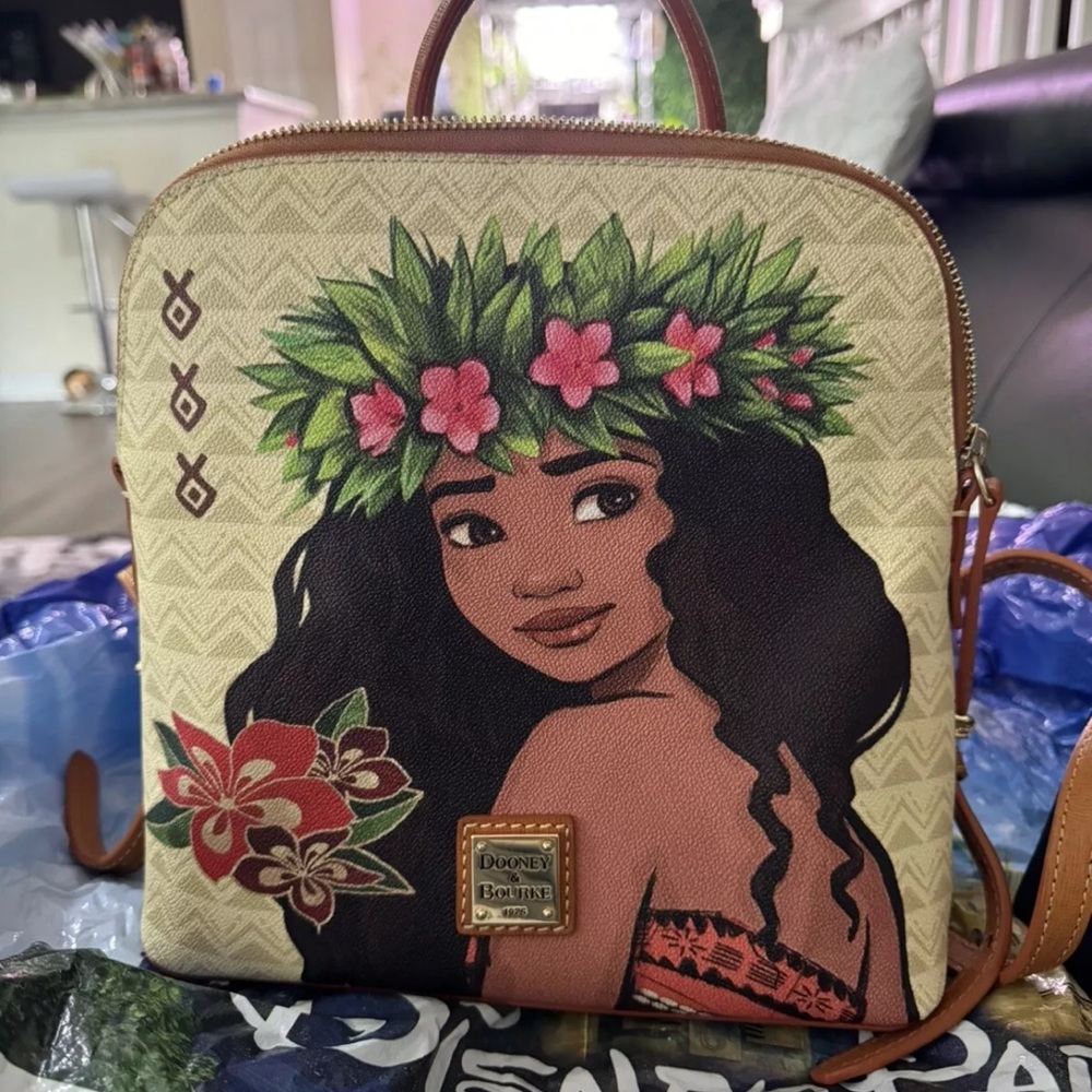 Disney Dooney and Bourke Moana backpack like new